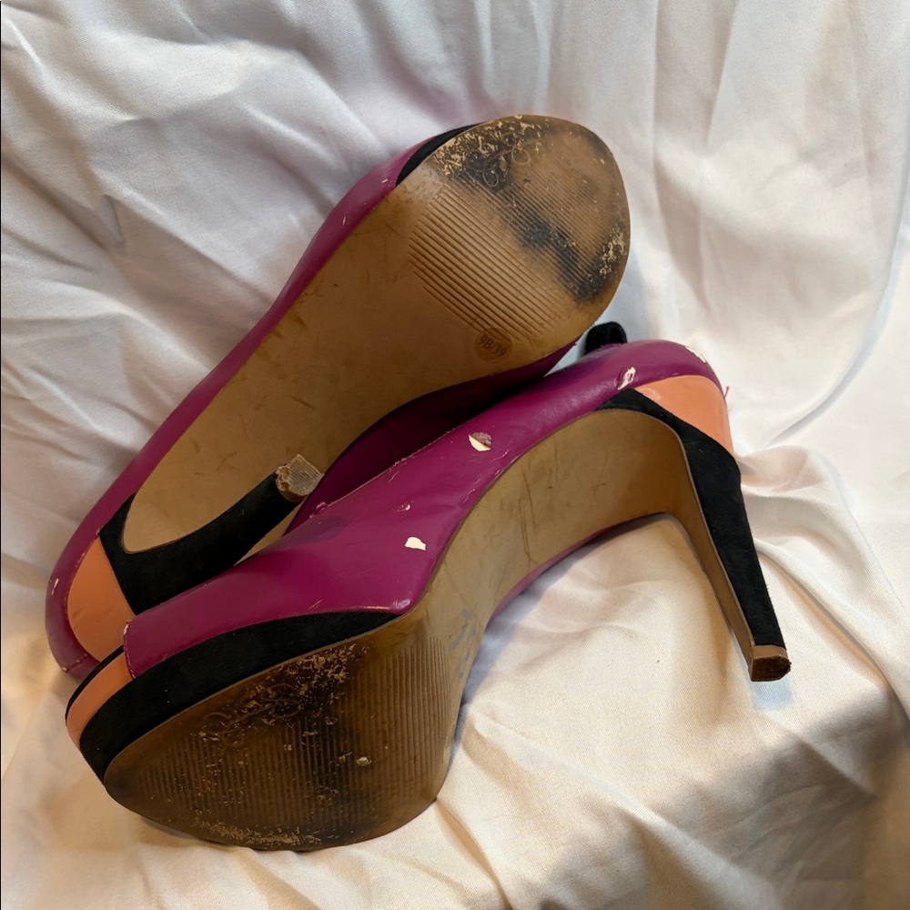 Jessica Simpson Magenta Peep-Toe Heels - Picture 2 of 3